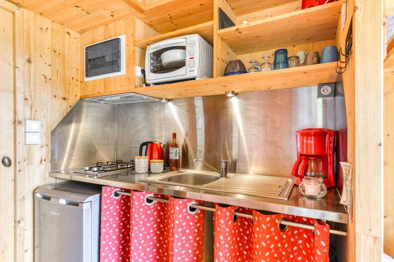 Camping La Serre Aigues-Vives  Exteriör bild