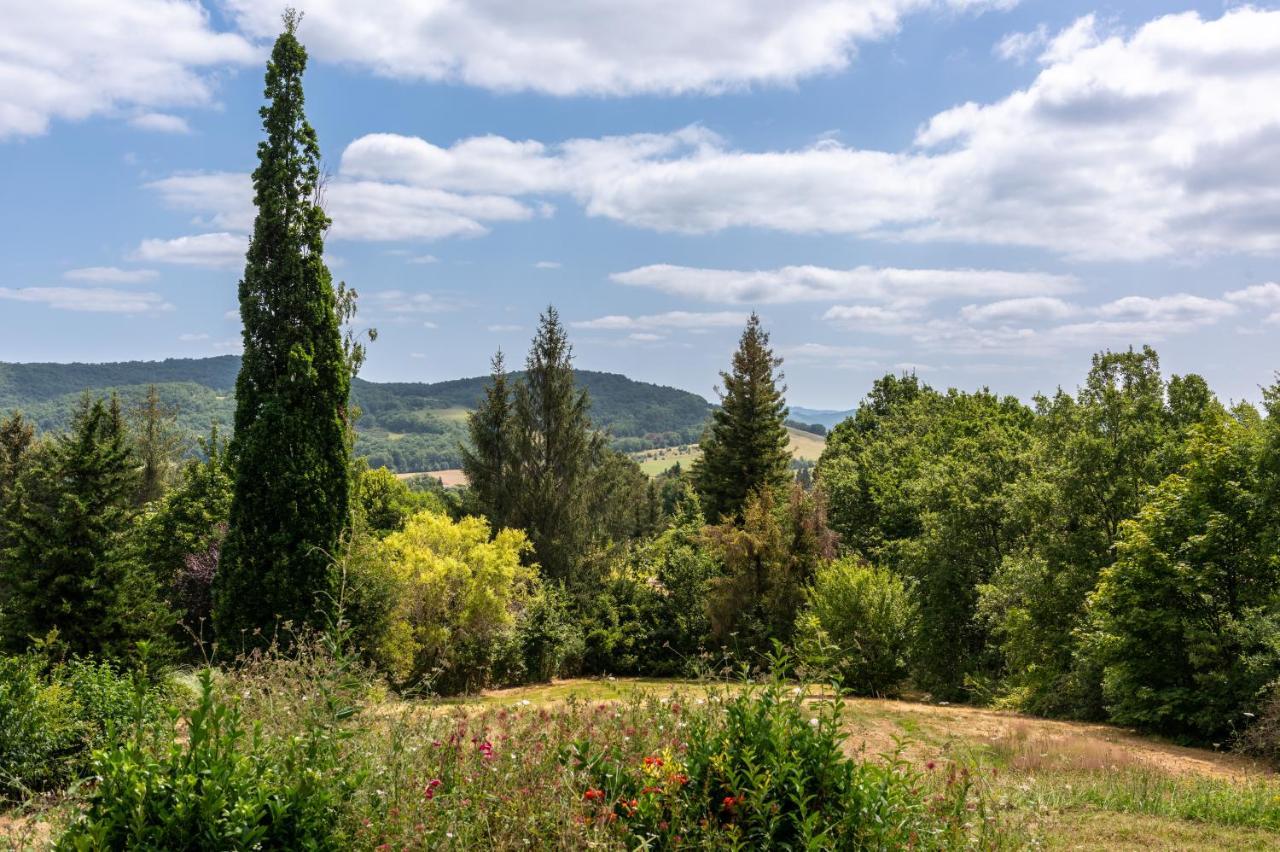 Camping La Serre Aigues-Vives  Exteriör bild
