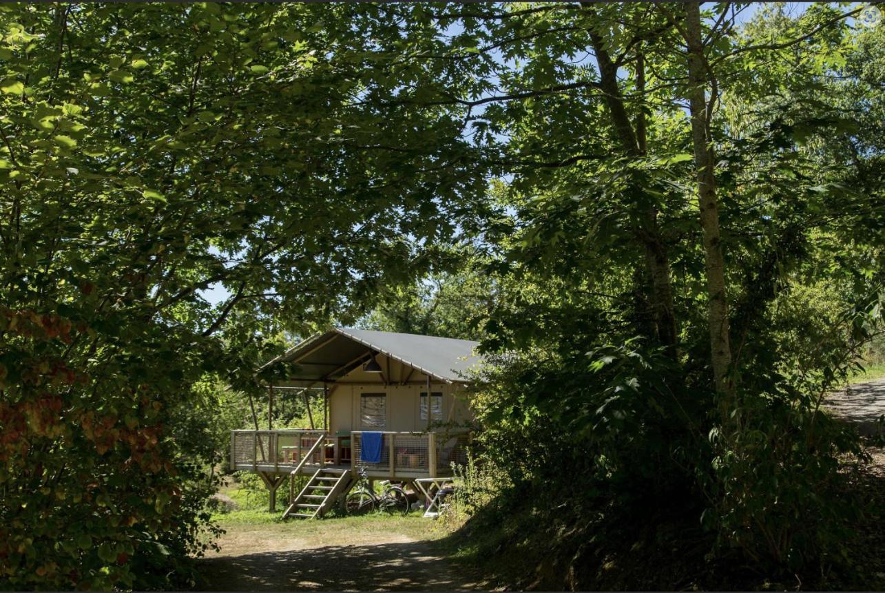 Camping La Serre Aigues-Vives  Exteriör bild