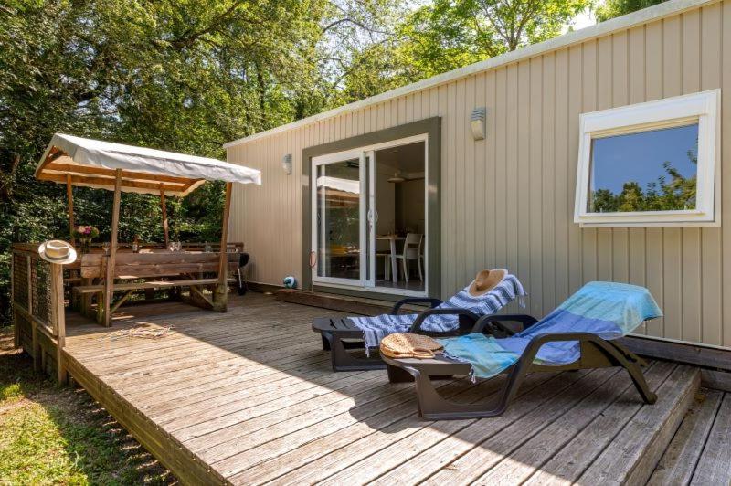 Camping La Serre Aigues-Vives  Exteriör bild